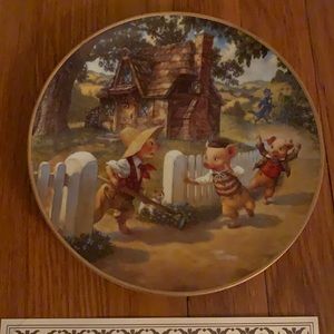 Knowles “The Three Little Pigs” collectors plate